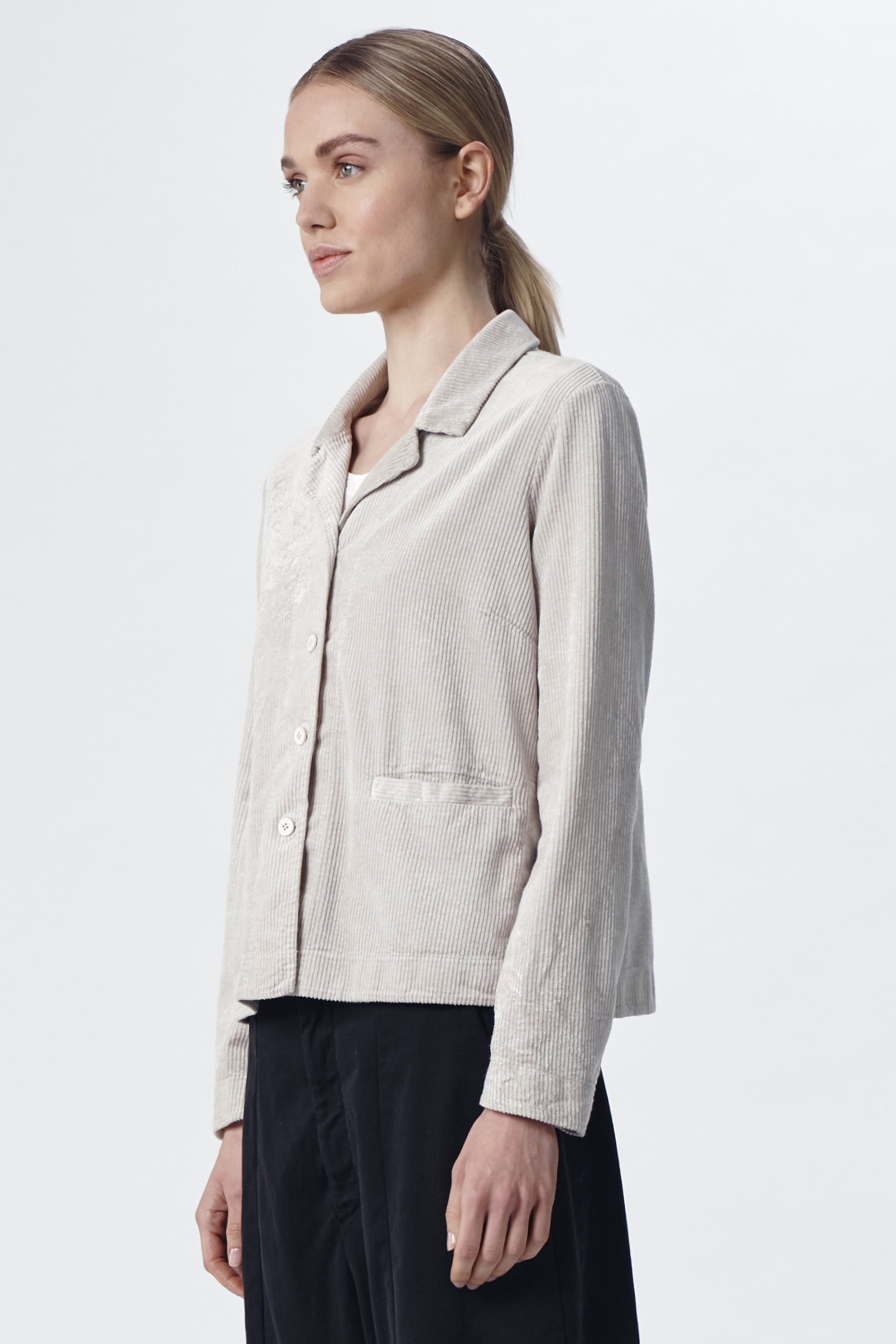 Transit-Fine-Cord-Jacket-Sand2-manon-bis.jpg
