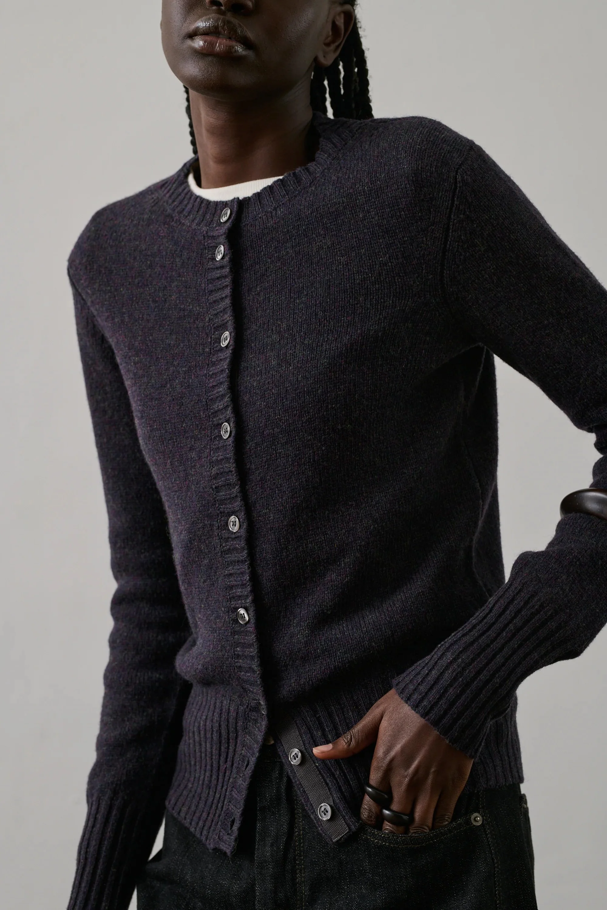 Soeur-fugu-cardigan-eggplant-2-manon-bis.jpg