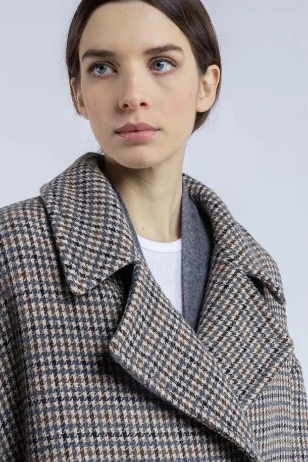 Phisique-du-role-overcoat-manon-bis-25W011_7.jpg