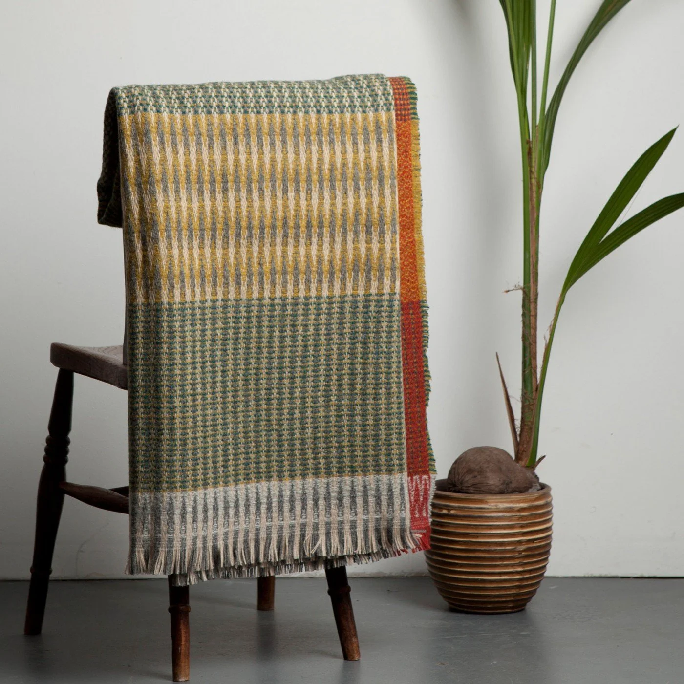 Wallace-Sewell-Lismore-tweed-shetland-4-throw-manon-bis.jpg
