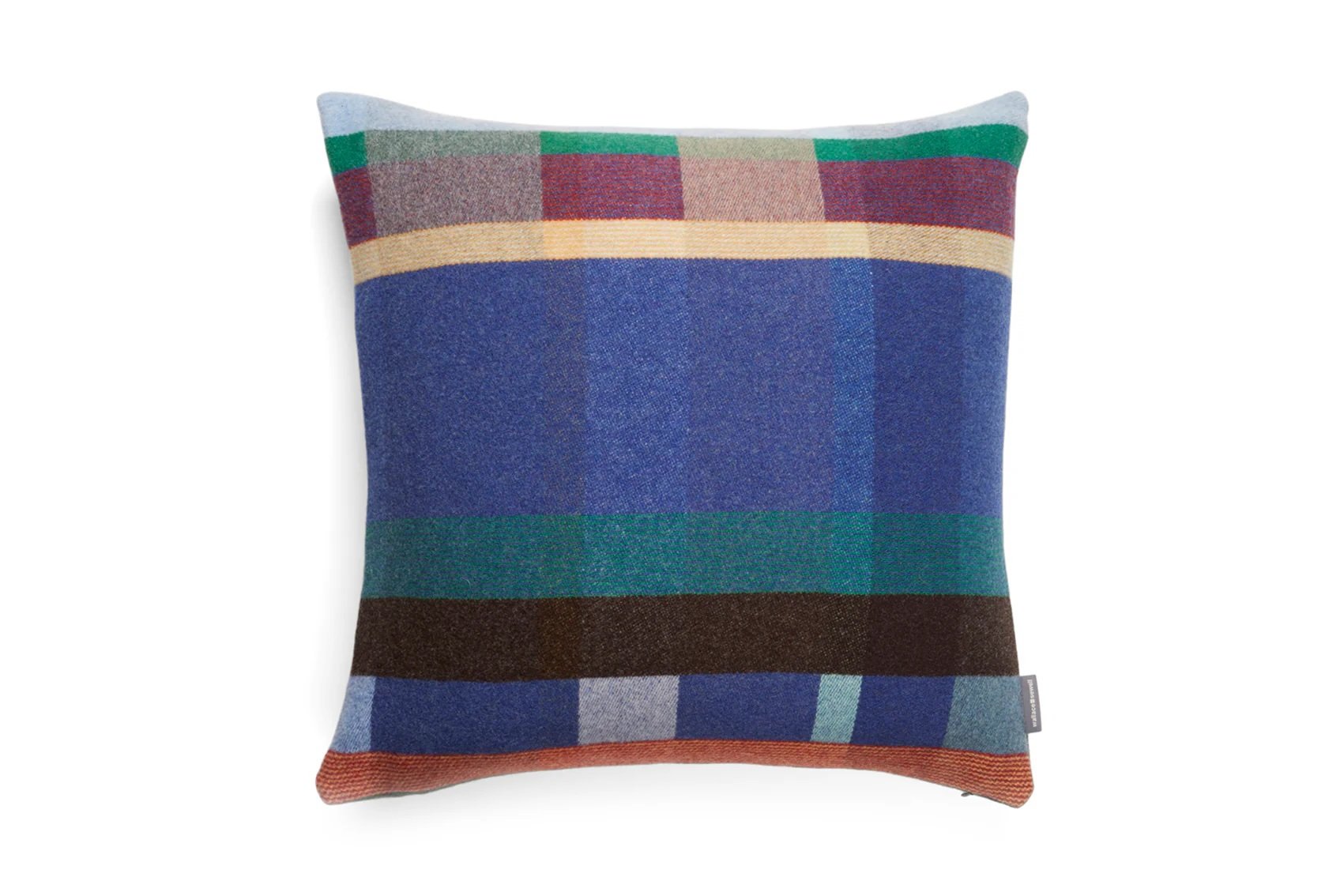 Wallace-Sewell-Cushion_Block_Antoni_4-manon-bis.jpg