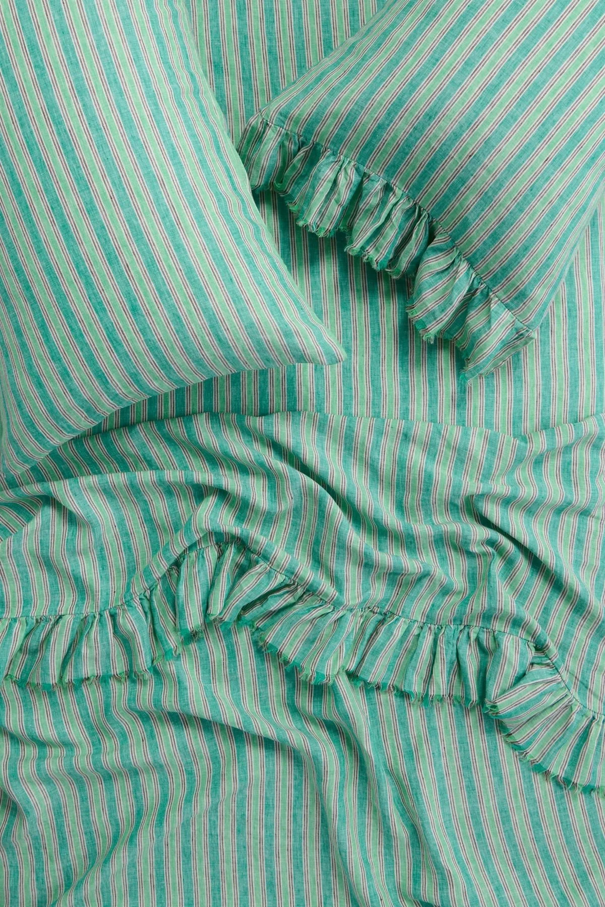 Society-of-wanderers-gidget-pillowcase-set-1-manon-bis.jpg.jpg