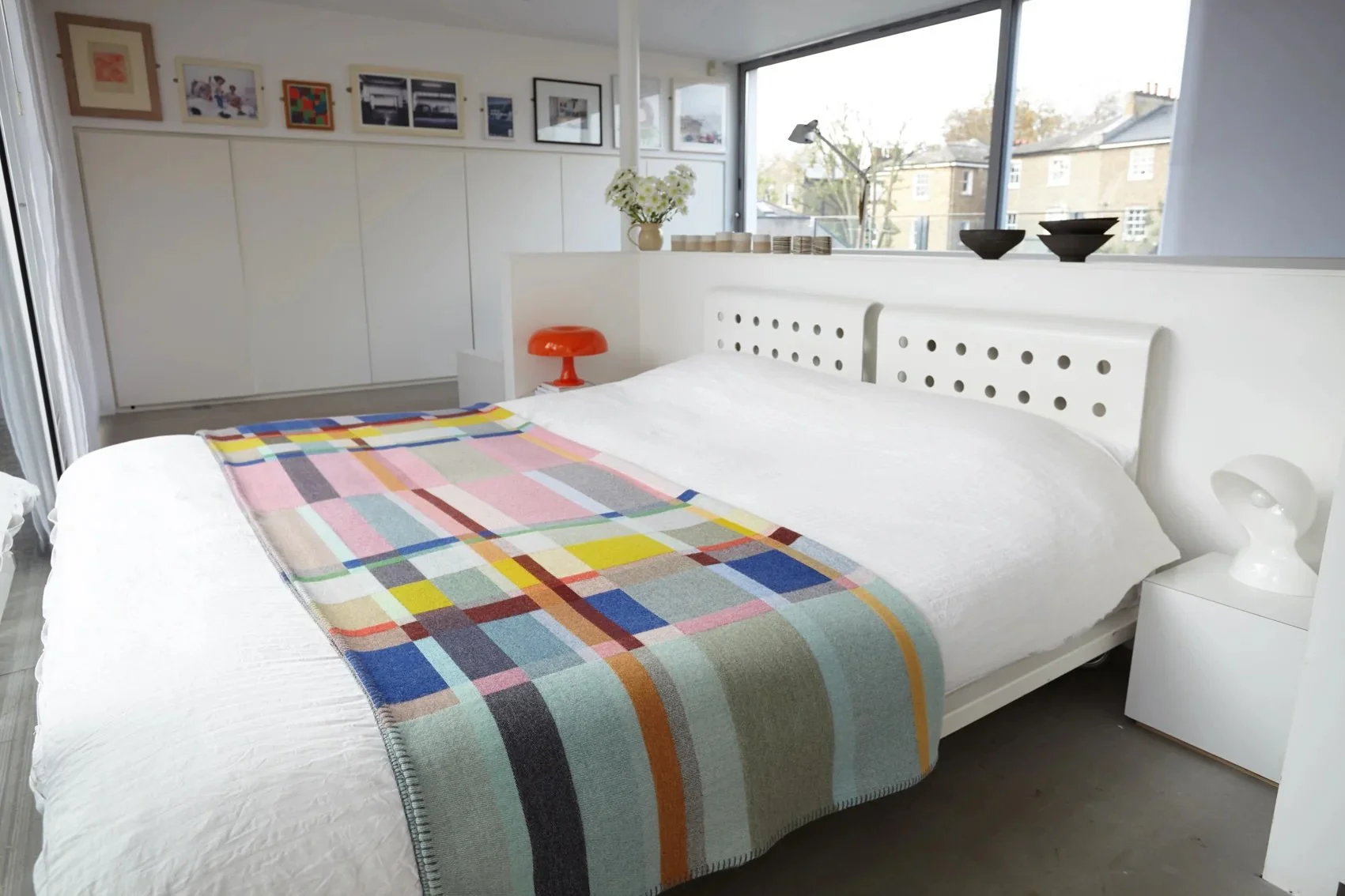 Wallace-sewell-lloyd-throw-lambswool-2-manon-bis.jpg