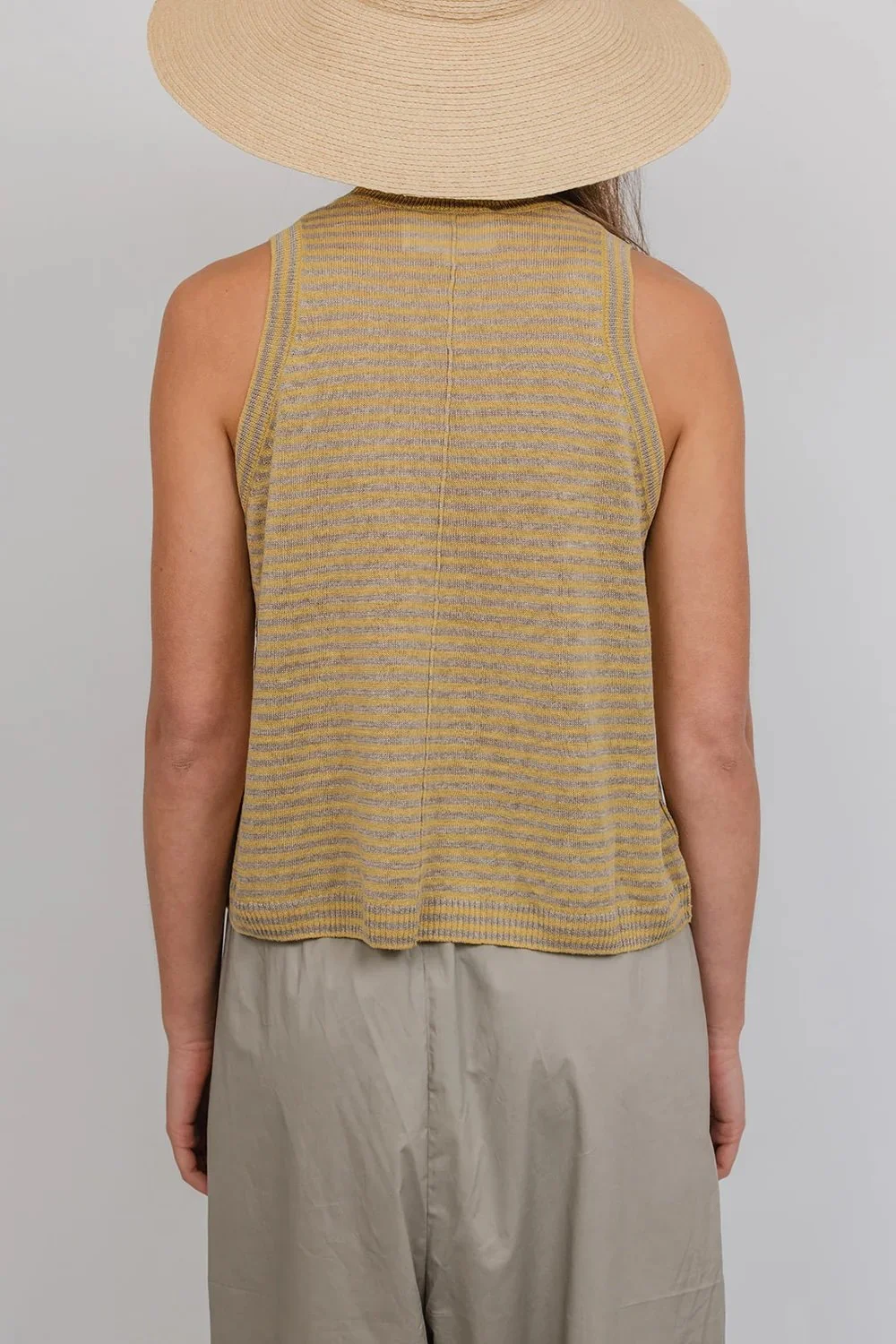 Vic-Bert-Clem-Linen-vest-stripe-yellow-4-manon-bis.jpg