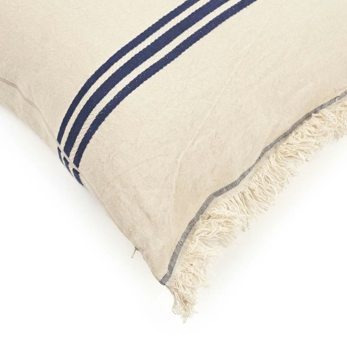 libeco-the_indigo_stripe-cushion_44x44cm-1-manon-bis.jpg