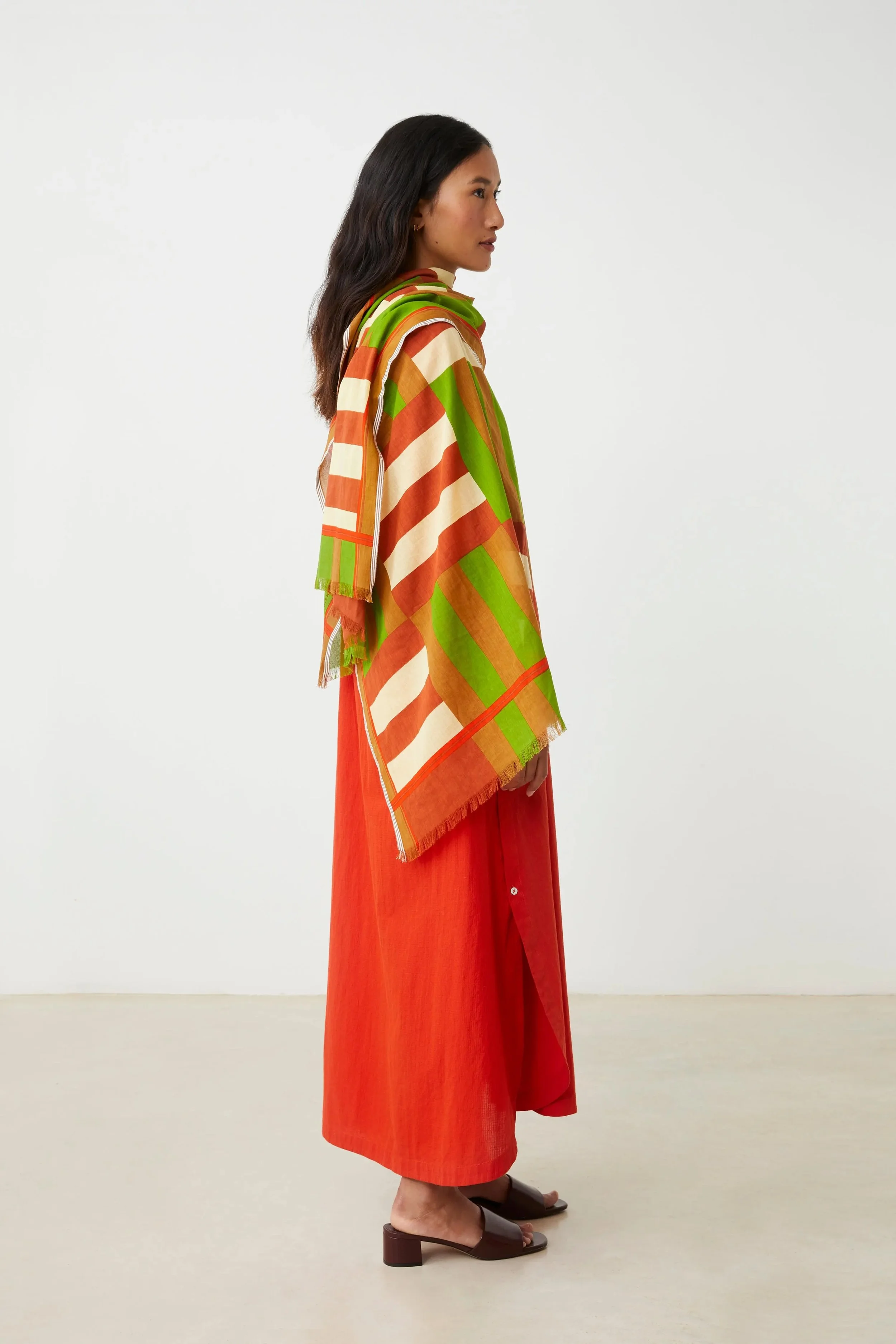 moismont-field-scarf-771-matcha-manon-bis.jpg