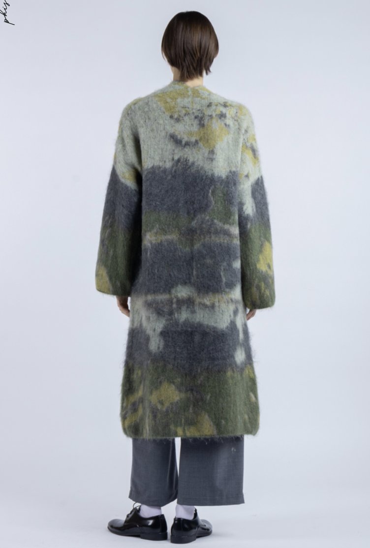 phisique-du-role-peeling-wall-long-jacket-67-lichen-manon-bis.jpg.png