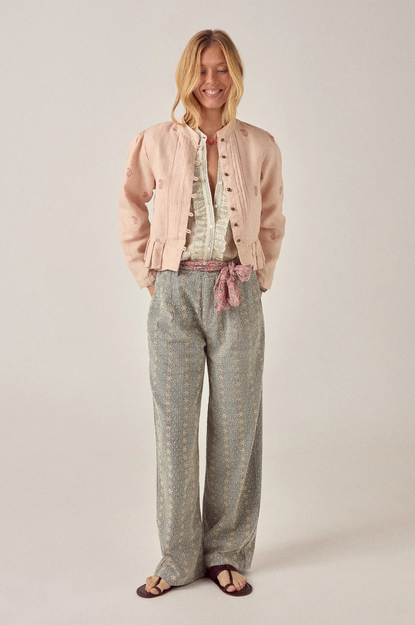 Maison-Hotel-Elta-Blouse-Cloud-Thread-6-manon-bis.jpg