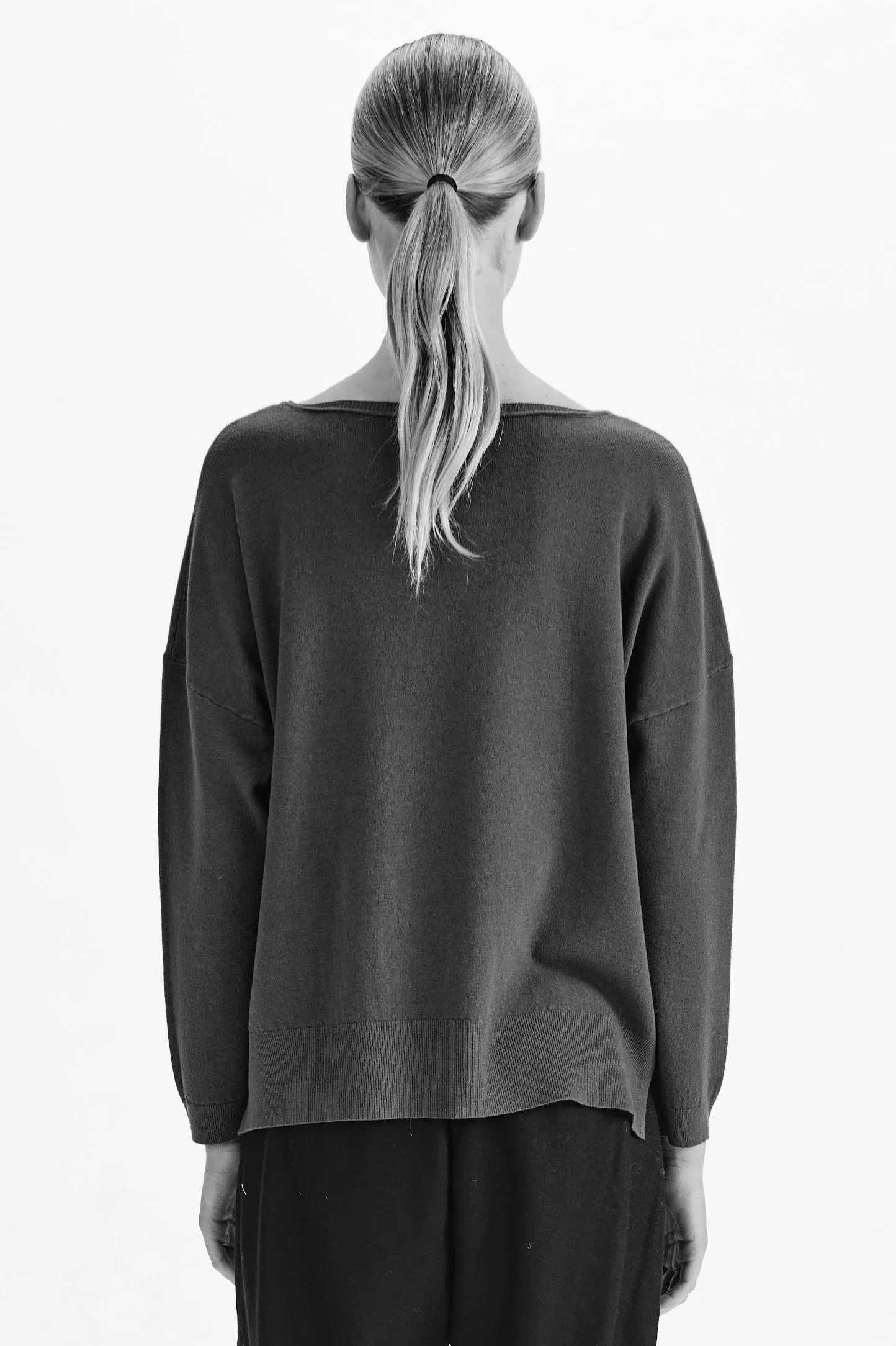 Transit-Knit-Pullover-Anthracite-1-CFDTRB11462-19_01_manon-bis.jpg