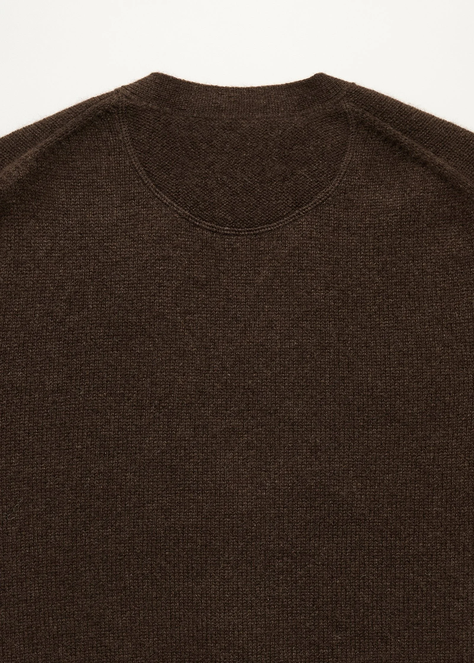 Aiayu-Alexa_Cardigan-Pure-Dark-Brown-7_manon-bis.jpg