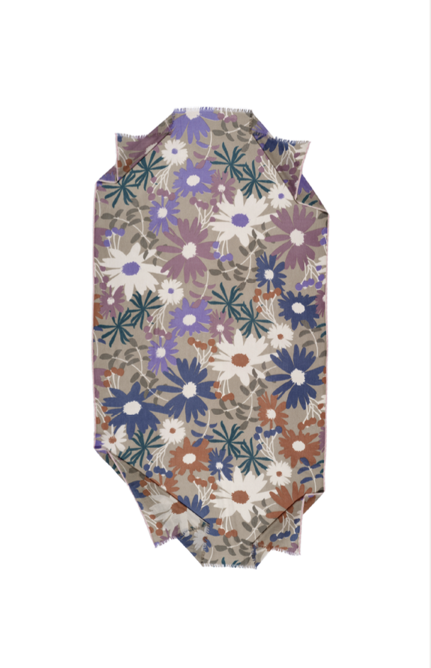 epice-scarf-gw2580E-flower-burst-stone-manon-bis.jpg.png