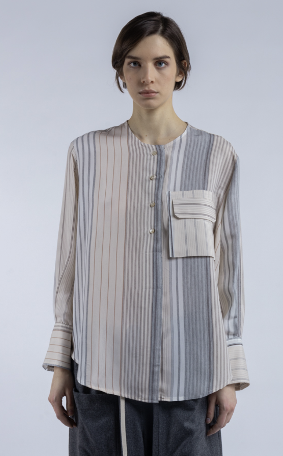 Phisique-du-role-25W141-mannish-shirt-barre-silk-viscose2-manon-bis.jpg.png