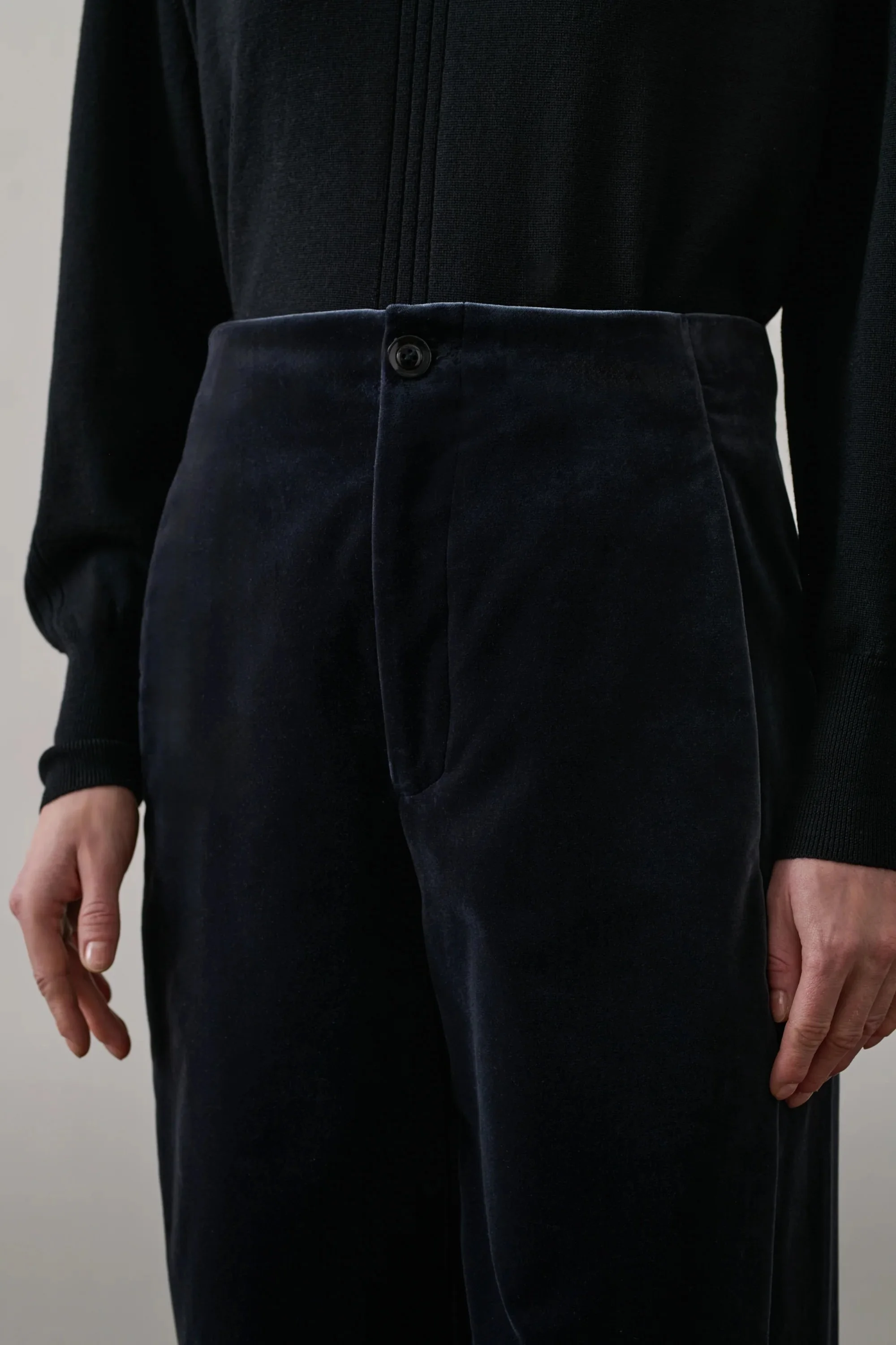Soeur-celestin-trousers-charcoal-grey-2-manon-bis.jpg