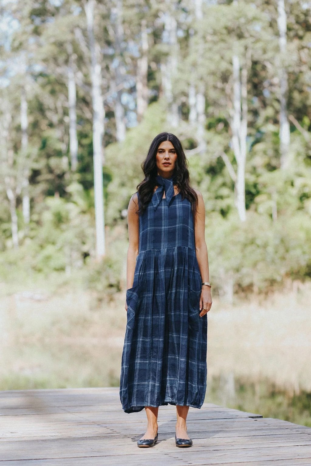 montaigne-sartene-blue-check-linen-dress-manon-bis.jpg .jpg