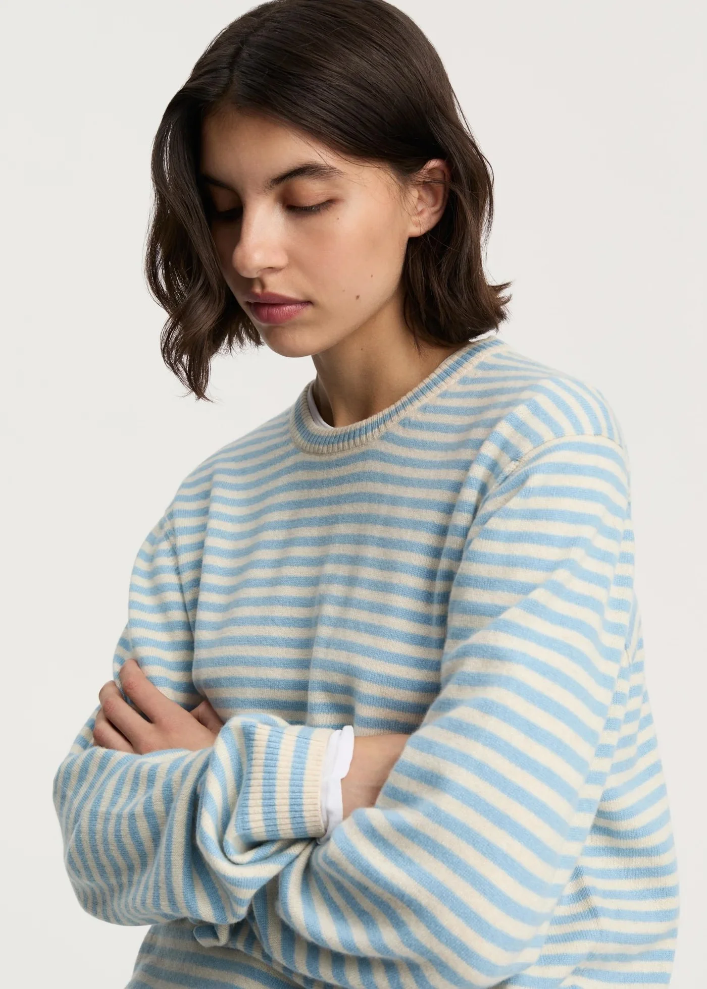 Aiayu-Leonardo_sweater-Mix-Opal-Blue_7-manon-bis.jpg