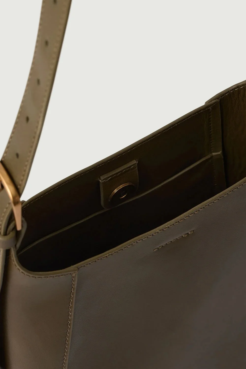 Soeur-uma-mini-bag-khaki-7-manon-bis.jpg