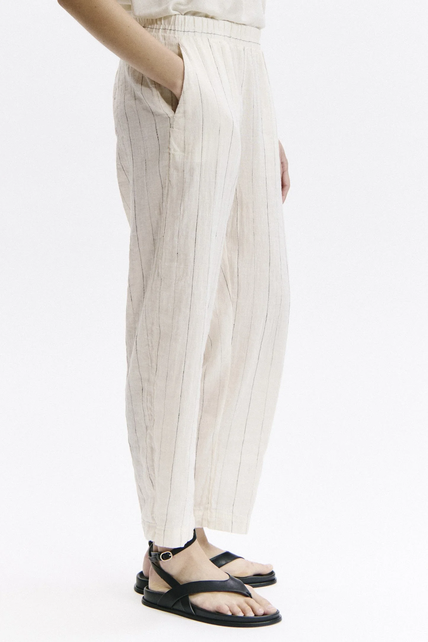 Transit-Stripe-Pant-milk-CFDTRAH170-101_01_manon-bis-T3-2.jpg