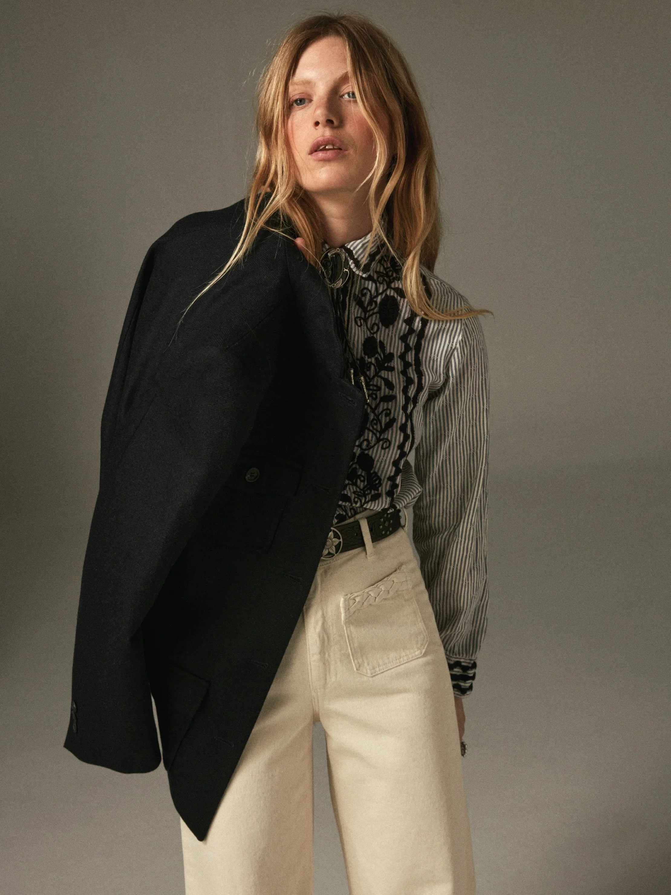 Maison-Hotel-Lucien-Jacket-Marine-Army-8-Manon-Bis.jpg