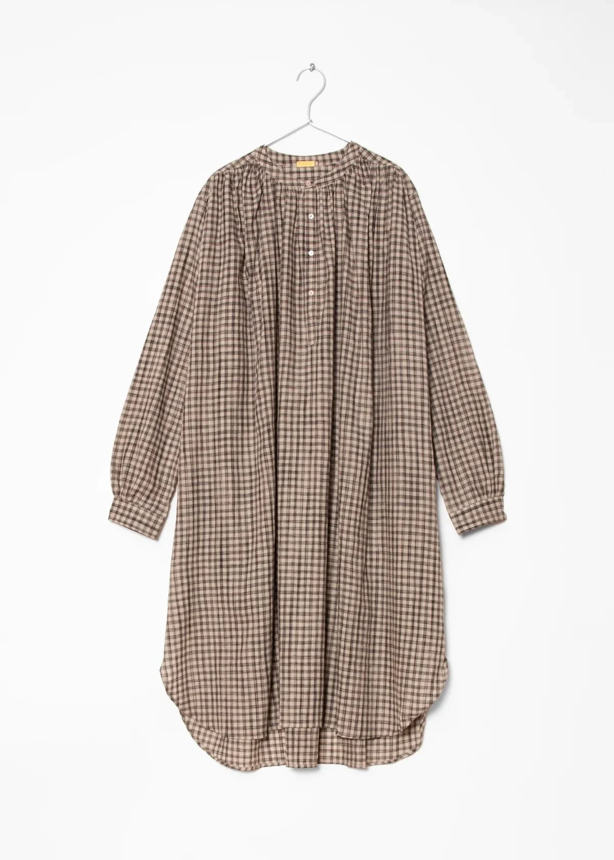 Matta-bheeti-tie-dye-dress-cement-manon-bis.jpg