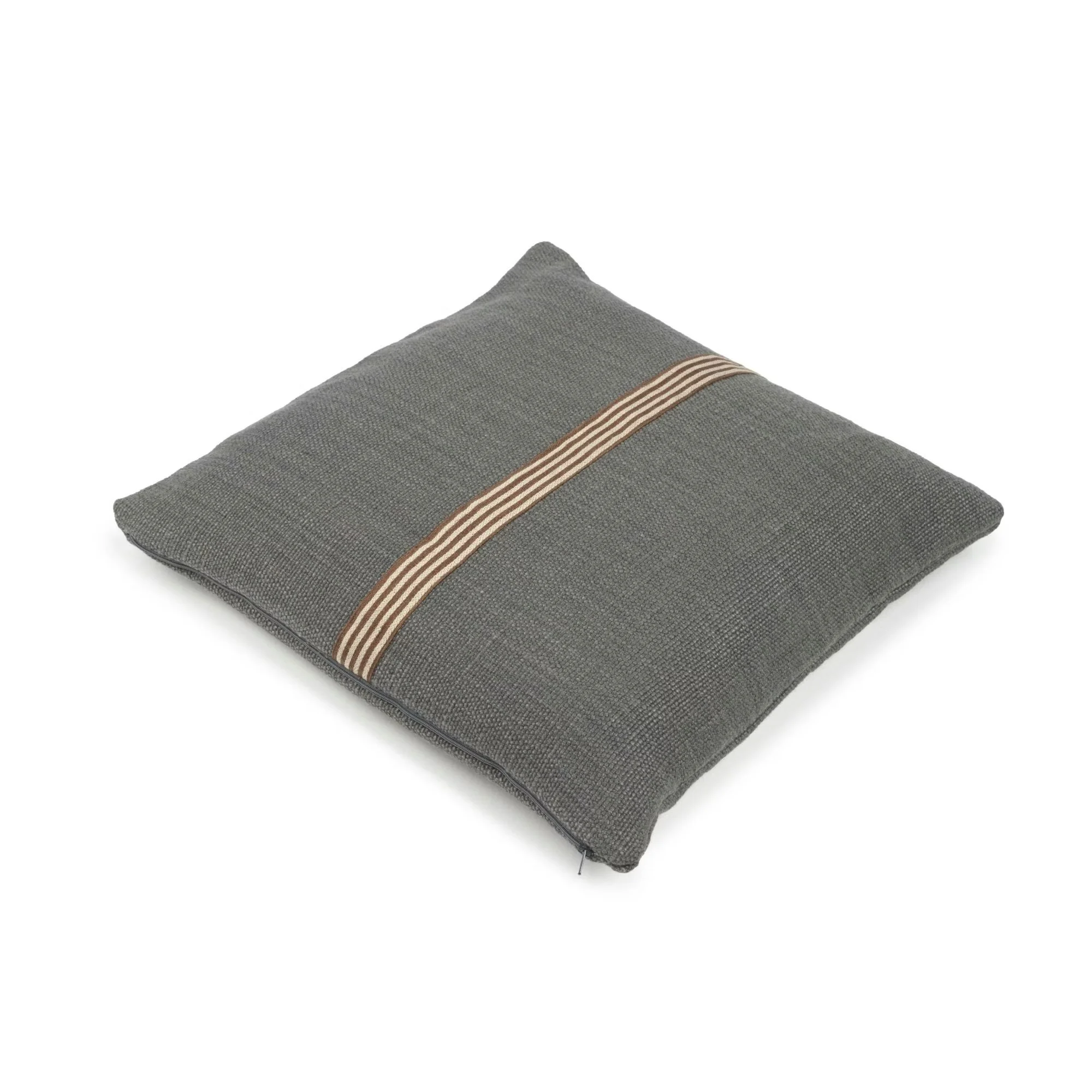 Libeco-Linen-Jasper-charcoal-cushion-79-manon-bis.jpg