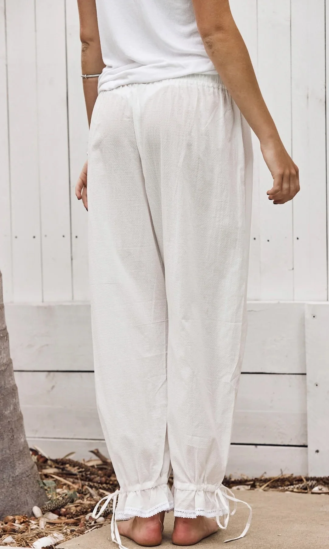 mamapapa-bloomer-pant-white-2-manon-bis.jpg