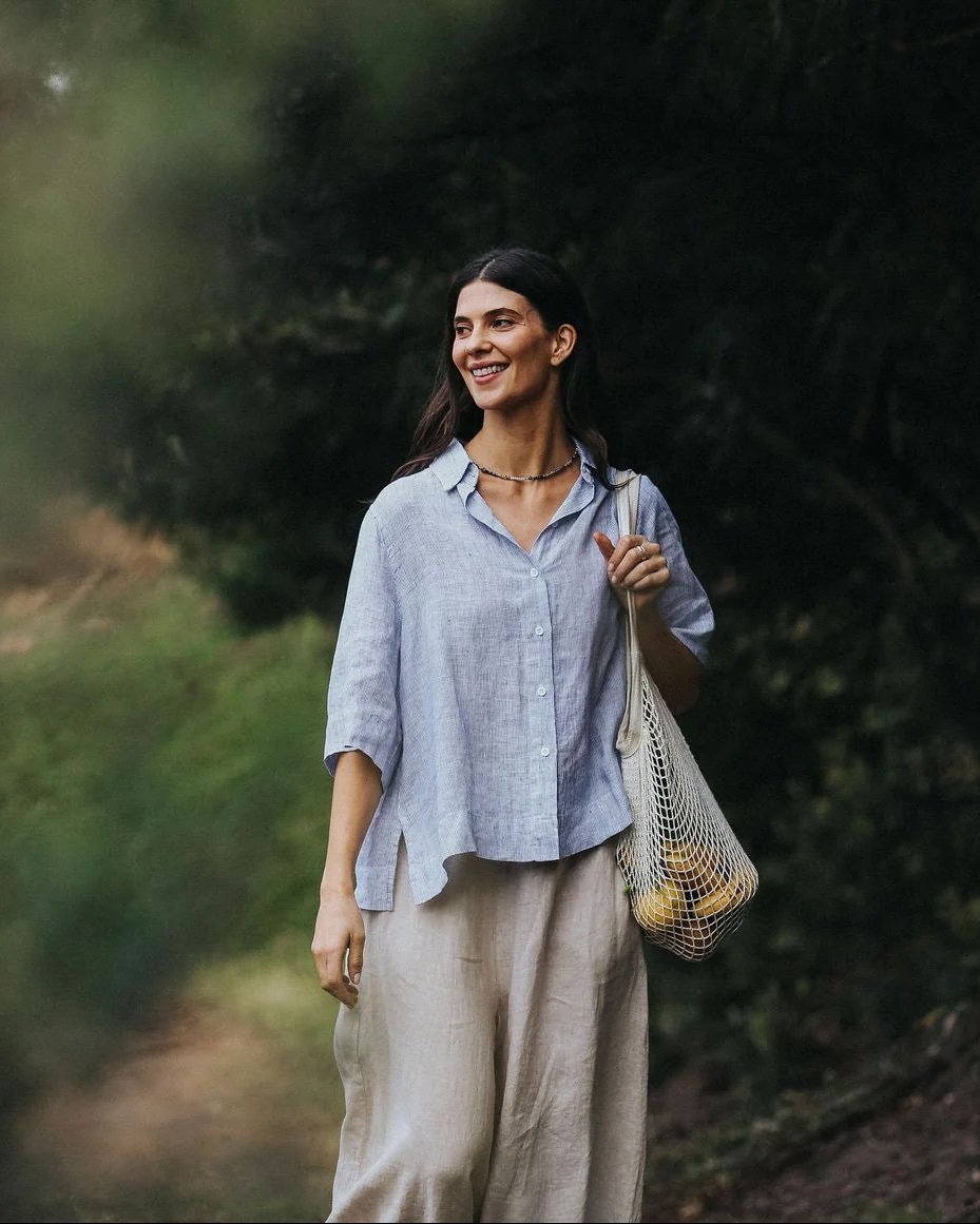 montaigne-dion-fine-blue-stripe-linen-blouse-4-manon-bis.jpg