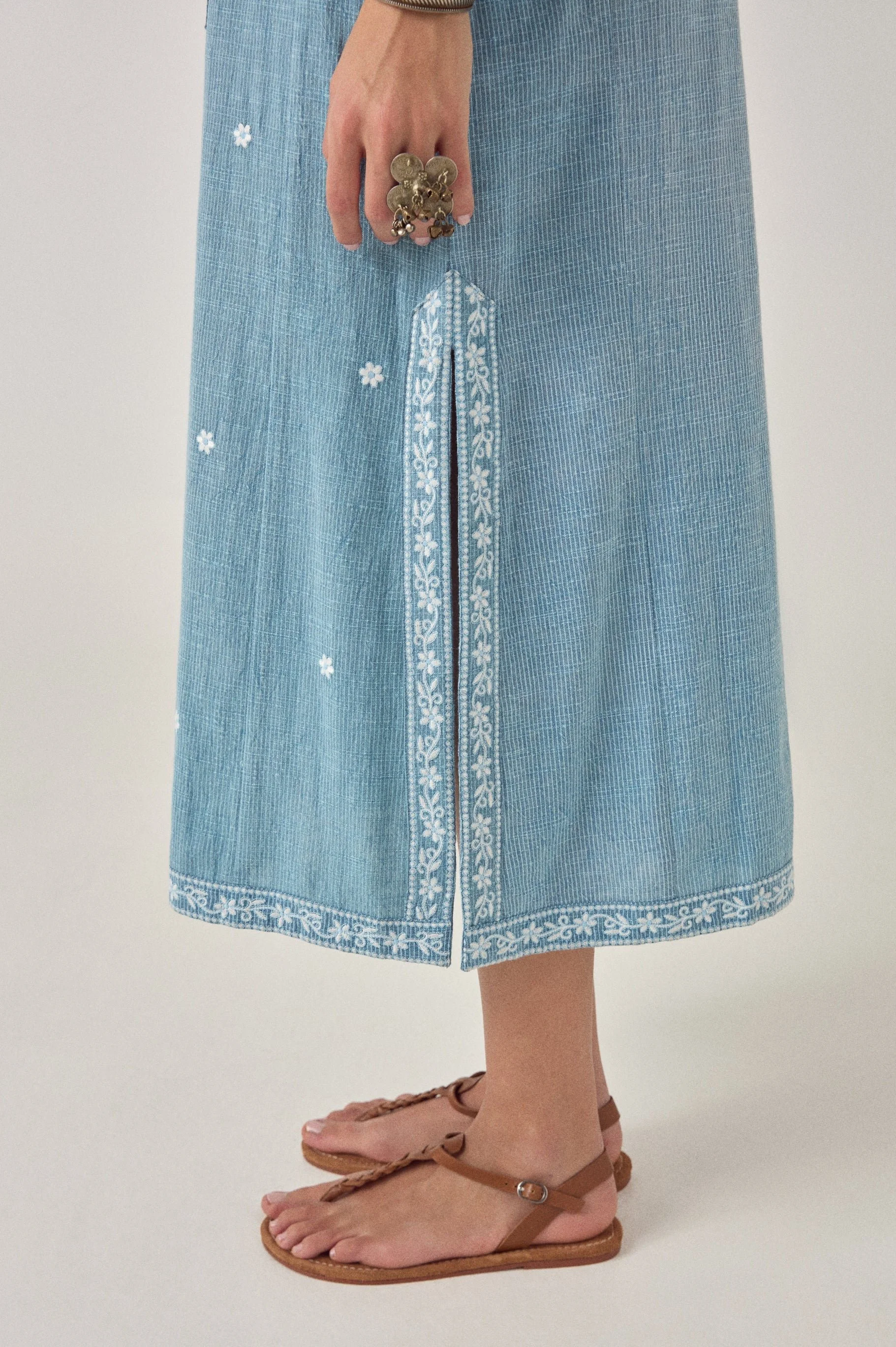 Maison-Hotel-Ganga-Tunic-Nomad-Blue-5-manon-bis.jpg