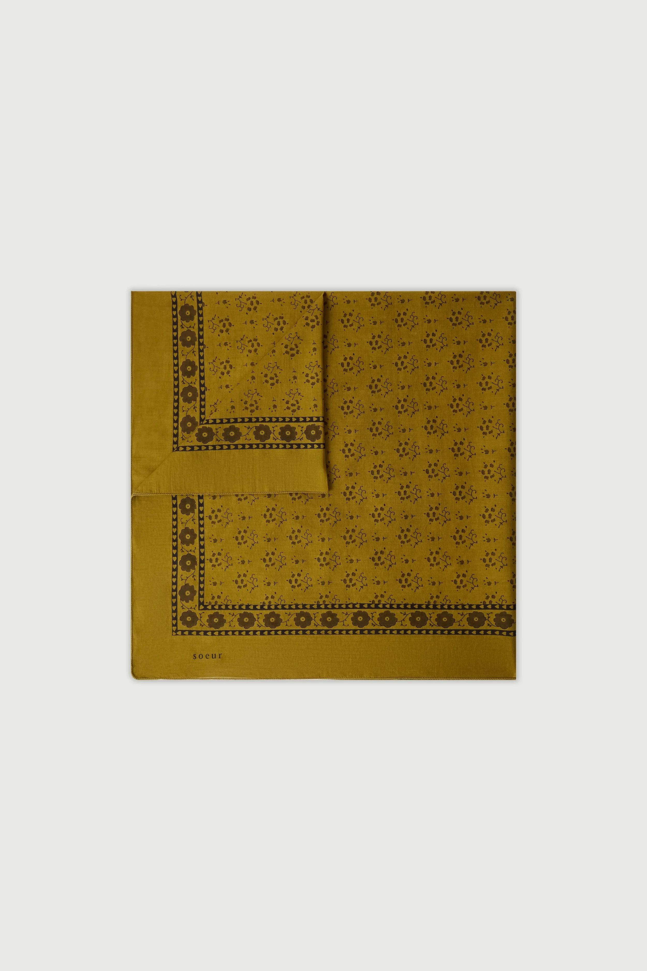 Soeur-Classique-scarf-foulard-5-manon-bis.jpg