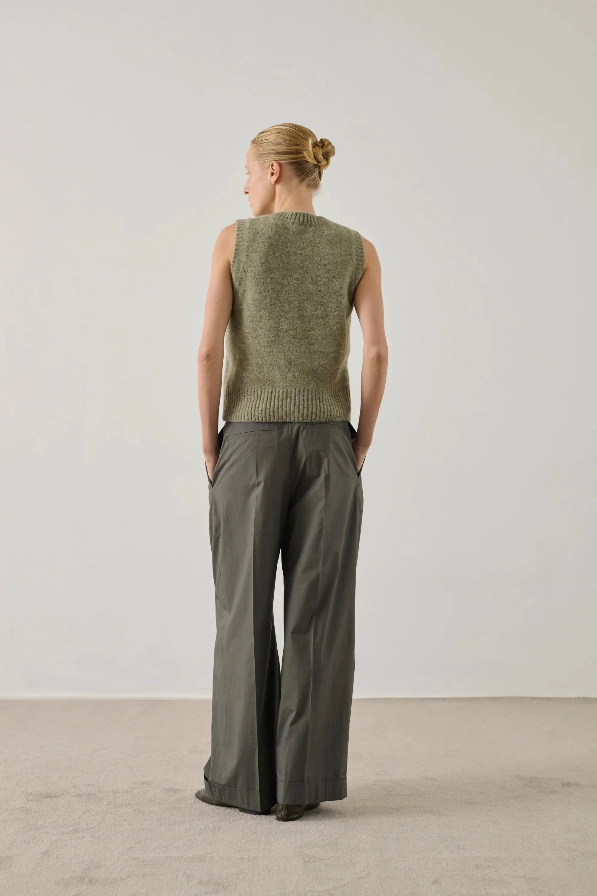 soeur-watson-trousers-charcoal-grey-1-manon-bis.jpg