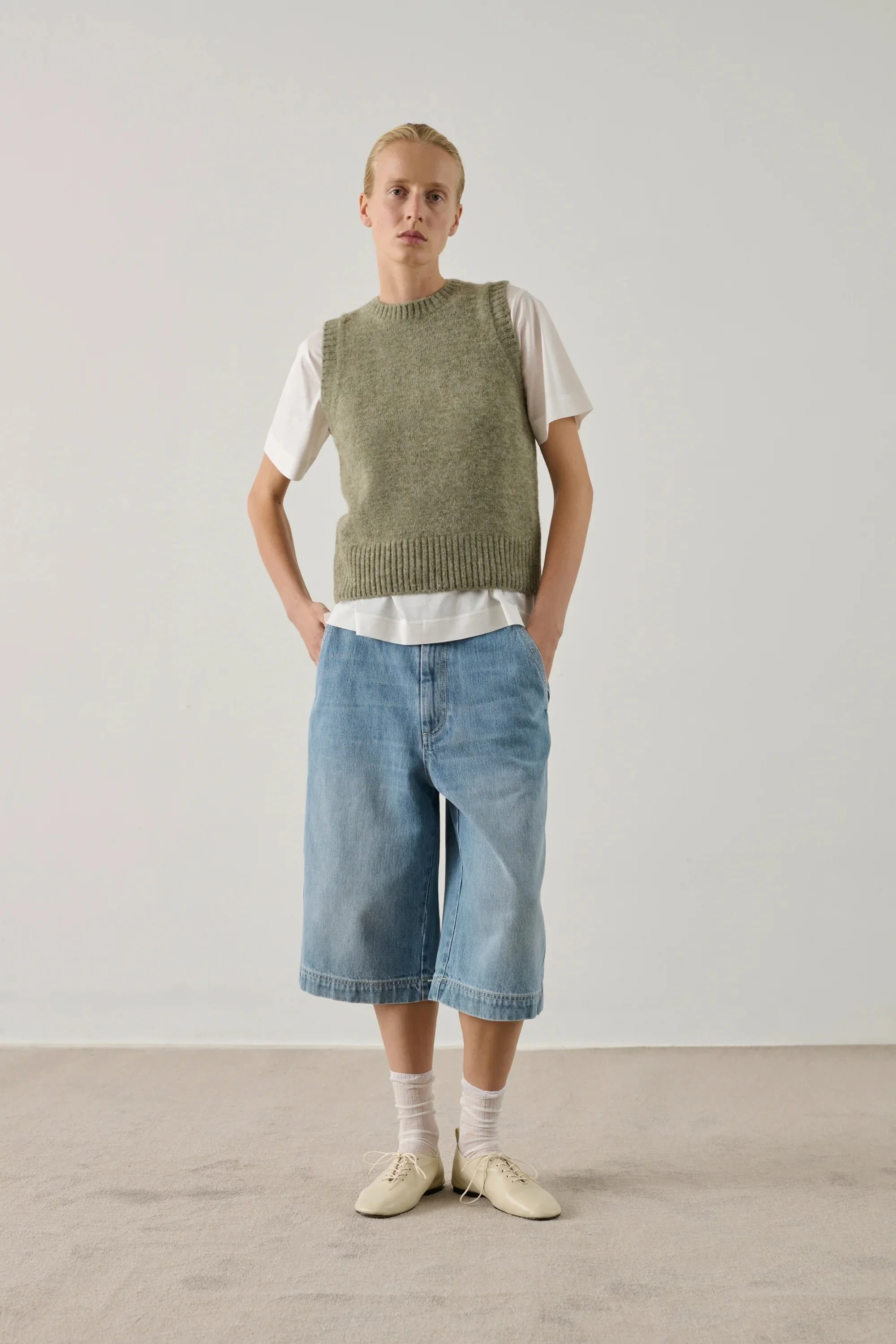 Soeur-namaste-vest-pastel-green-manon-bis.jpg