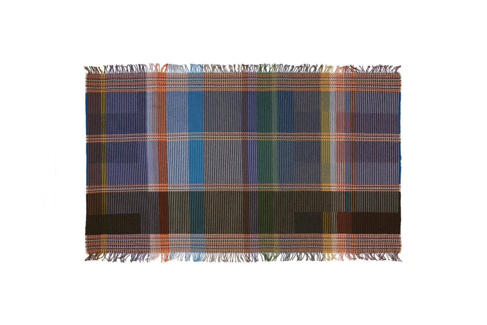 Wallace-Sewell-Throw_Lambswool-Pinstripe_Anning-2_manon-bis.jpg