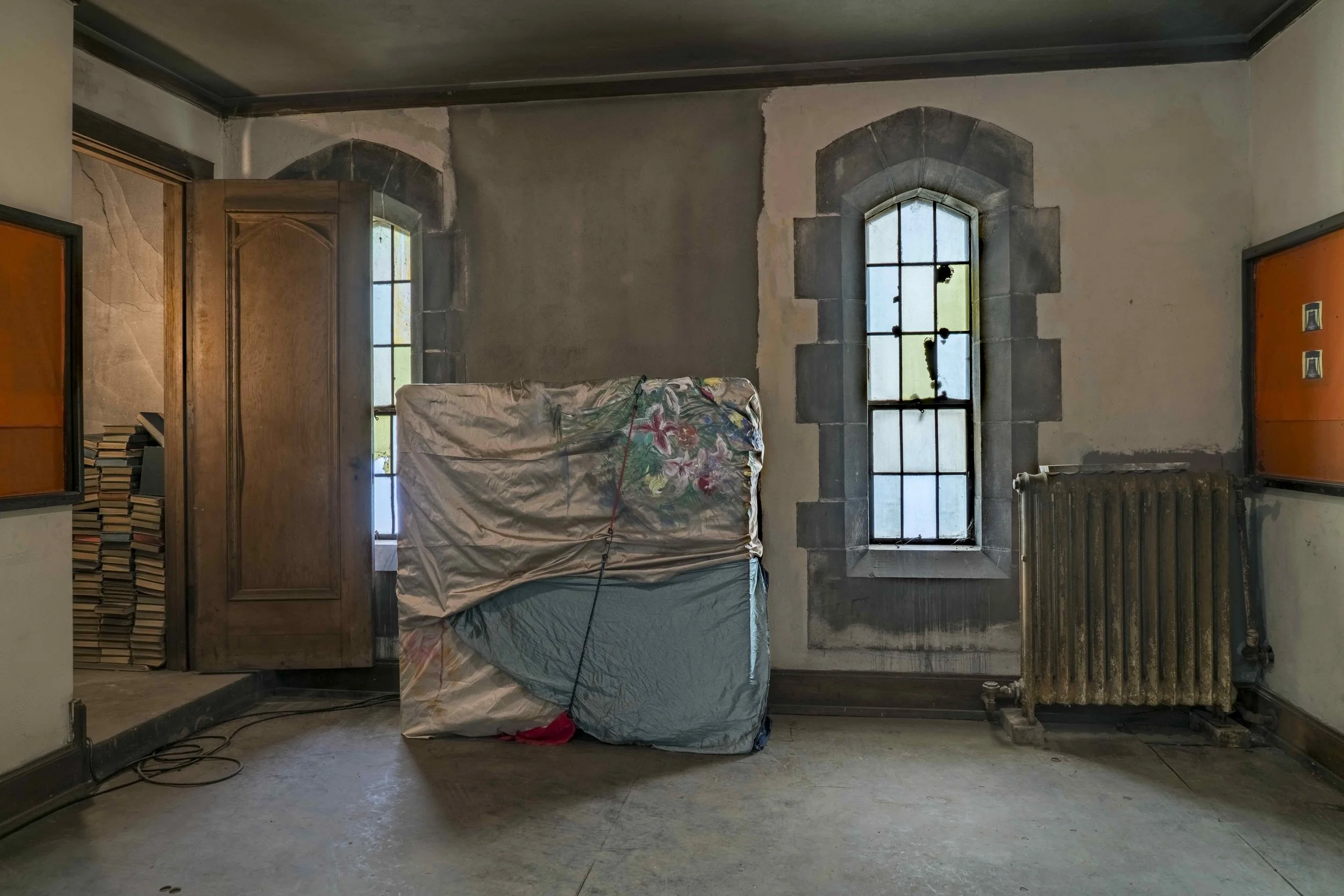  Midnight, a two person show with Eli Greene at the First Presbyterian Church in Chicago. All photos by Robert Chase Heishman for Bob. 