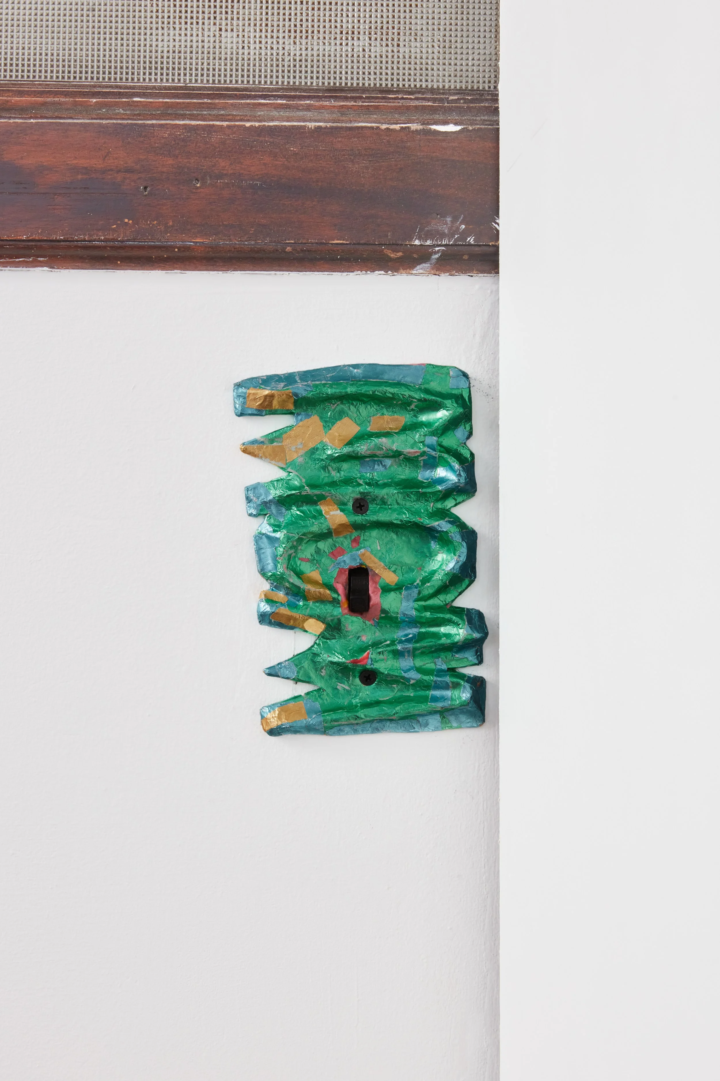  Sympathy Ribbon, a two person show with Madeline Gallucci at Grunts Rare Books, Chicago. Photos by Ian Ace.  