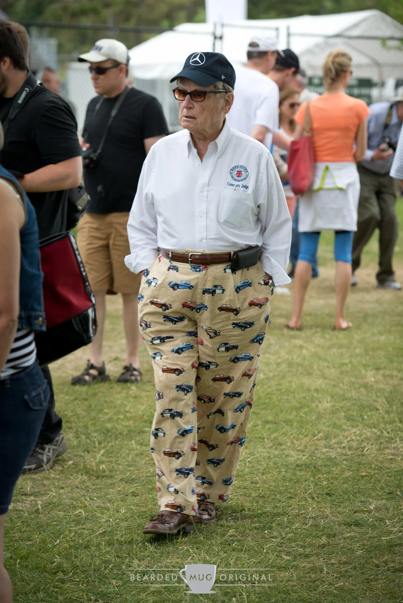 I need to find me a pair of these pants. Styling!