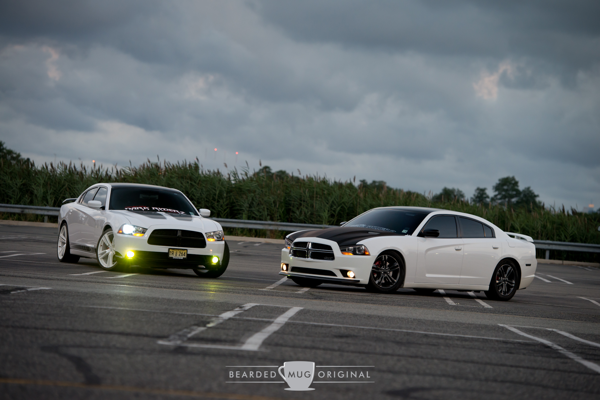 The more I see these tastefully done up Chargers, the more I can appreciate the need for a RWD V8 sedan. Unfortunately for me, a manual transmission isn't offered.