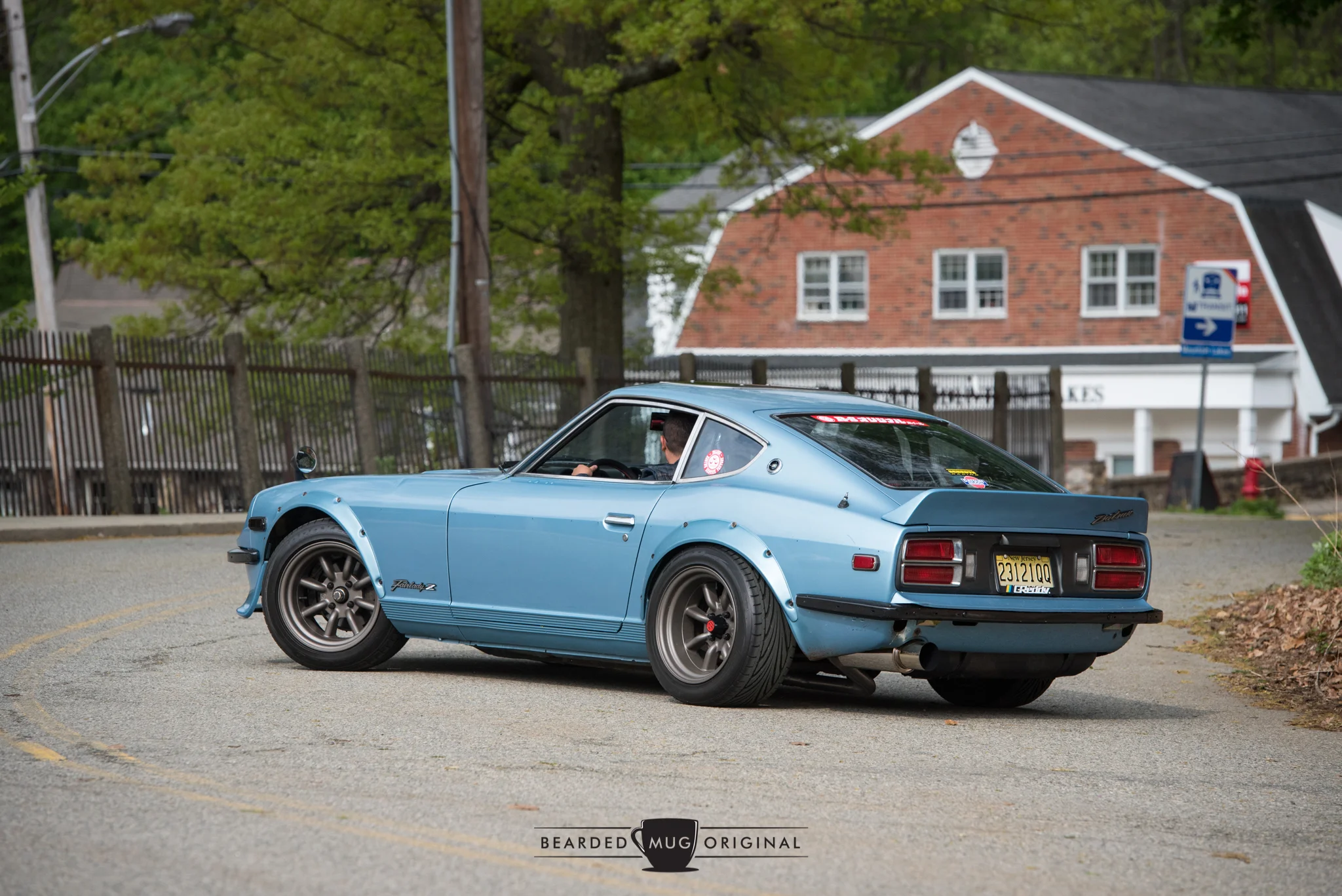 This 280Z complemented the adjacent 240Z.