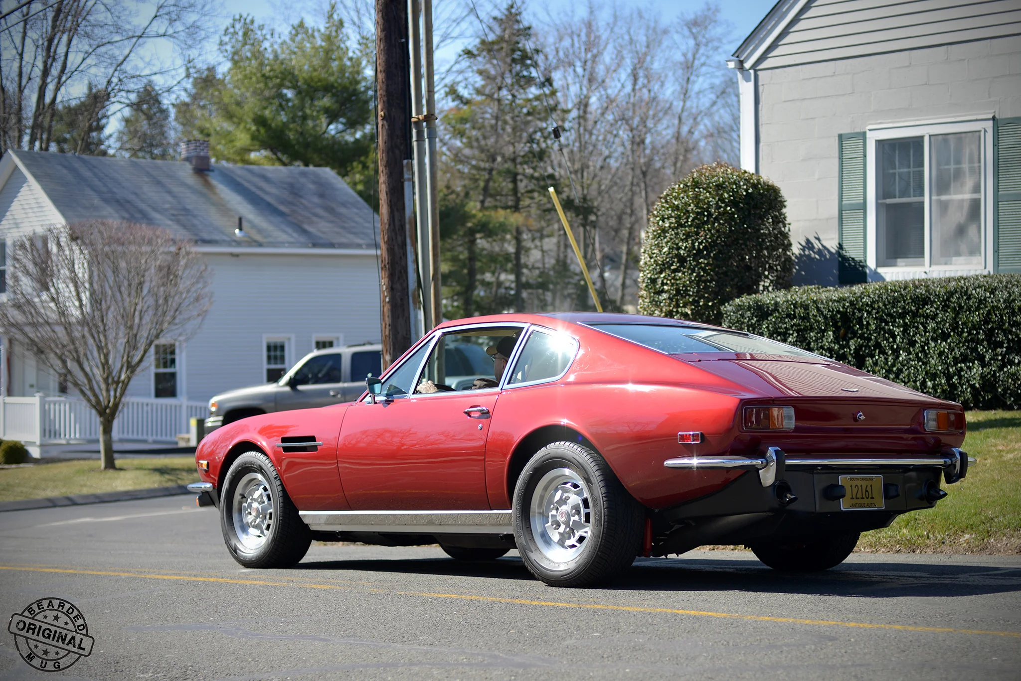 AstonMartinV8rear34.jpg