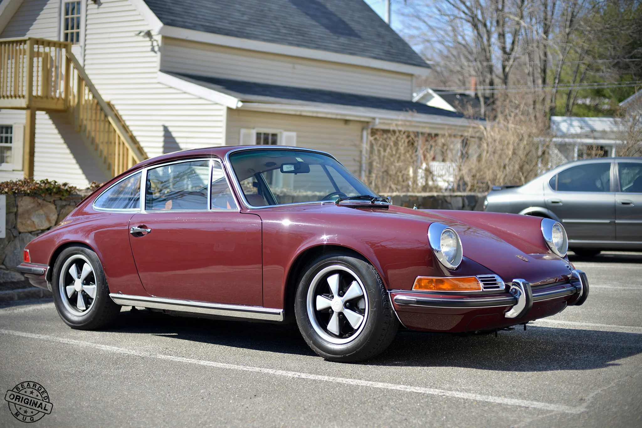 Porsche911earlyMaroon.jpg