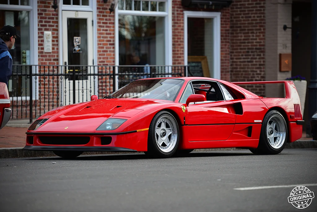 F40front34-1.jpg