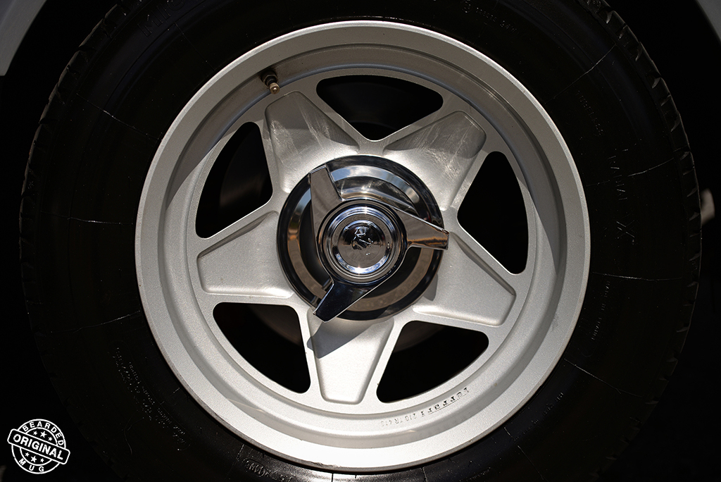 FerrariBB512iWheel.jpg