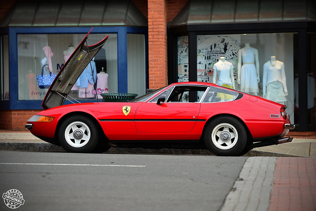 FerrariDaytonaSide.jpg