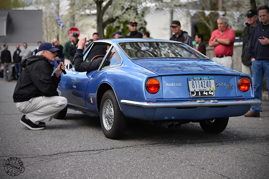 Fiat850MorettiRearLeaving.jpg