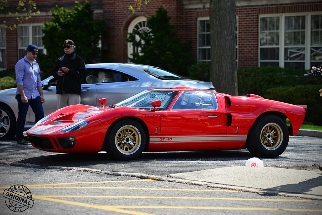 FordGT40side.jpg
