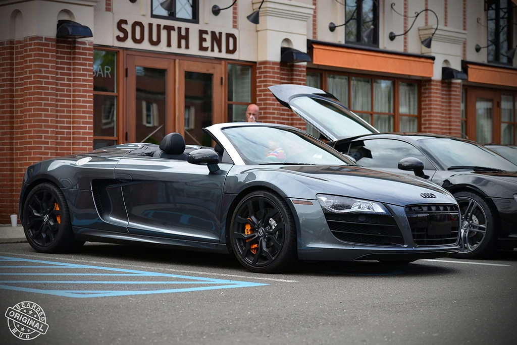 R8Spiderparked.jpg