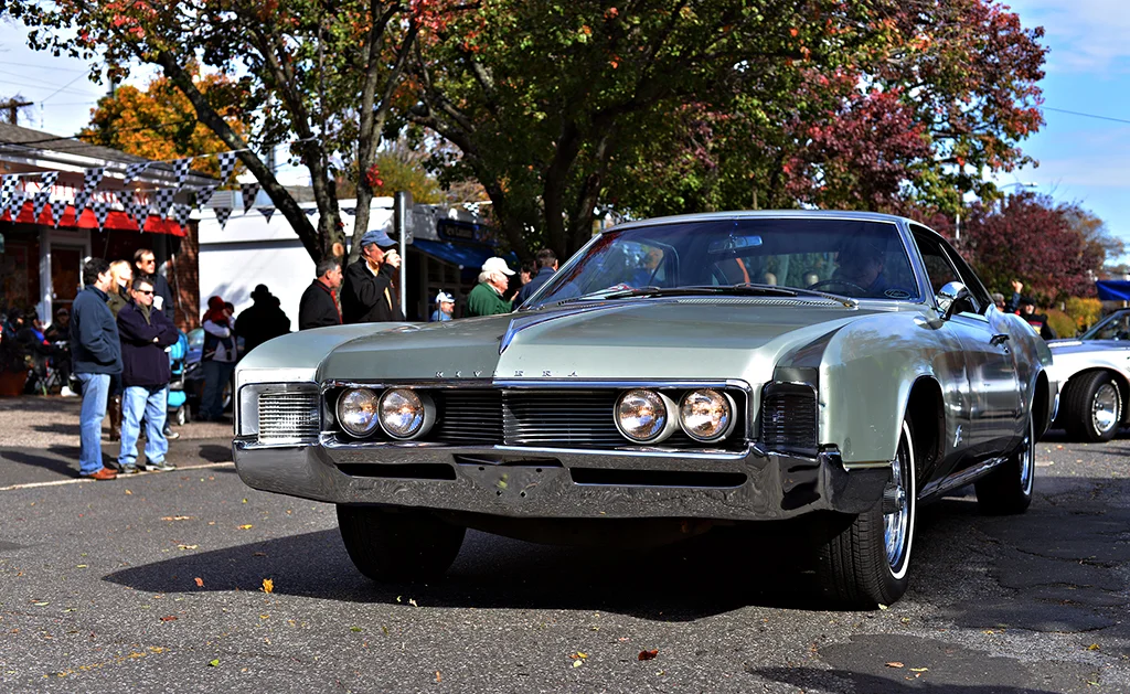 66Riviera.jpg
