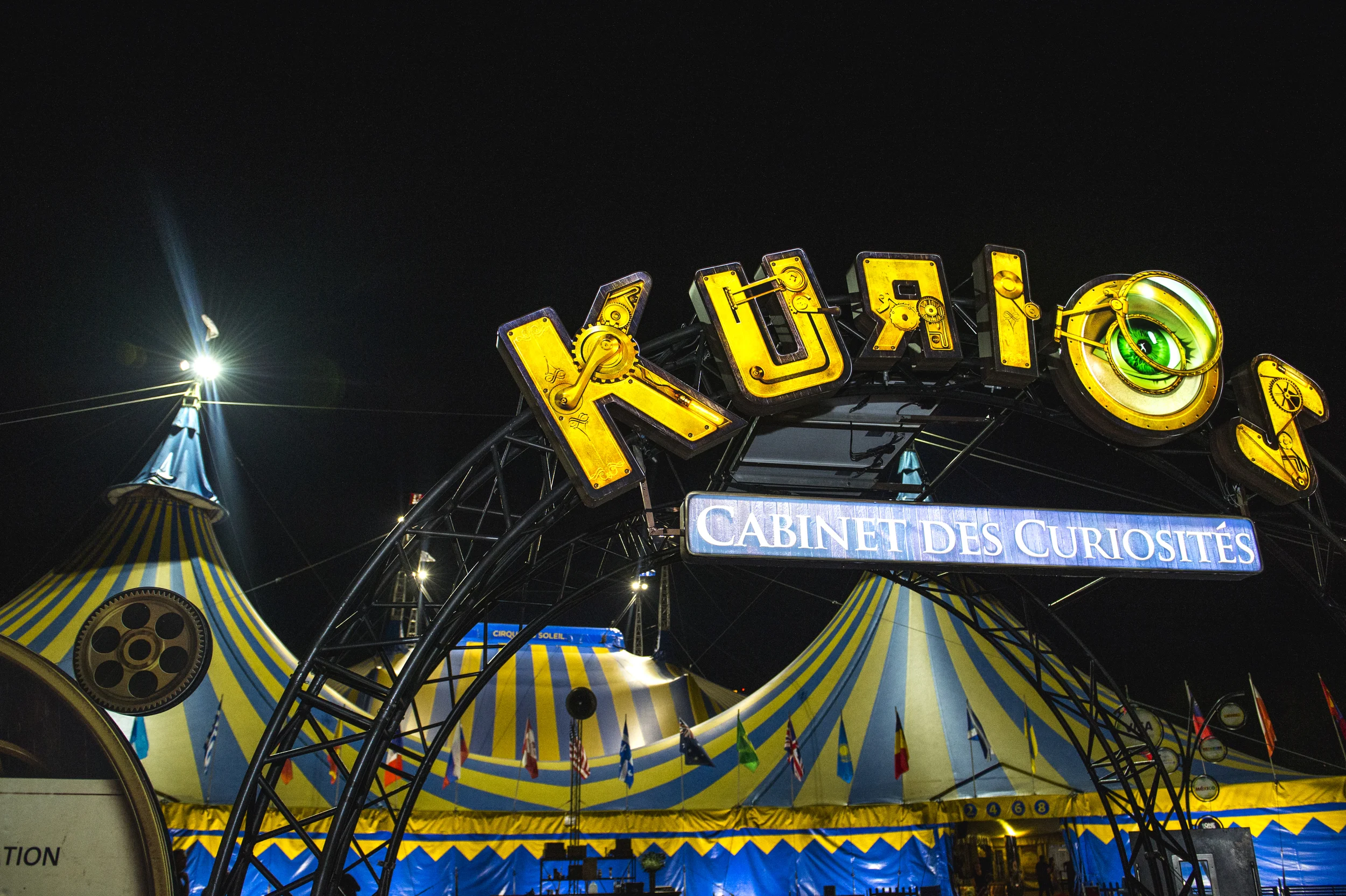 072116_Kurios Opening Night_846_F.jpg