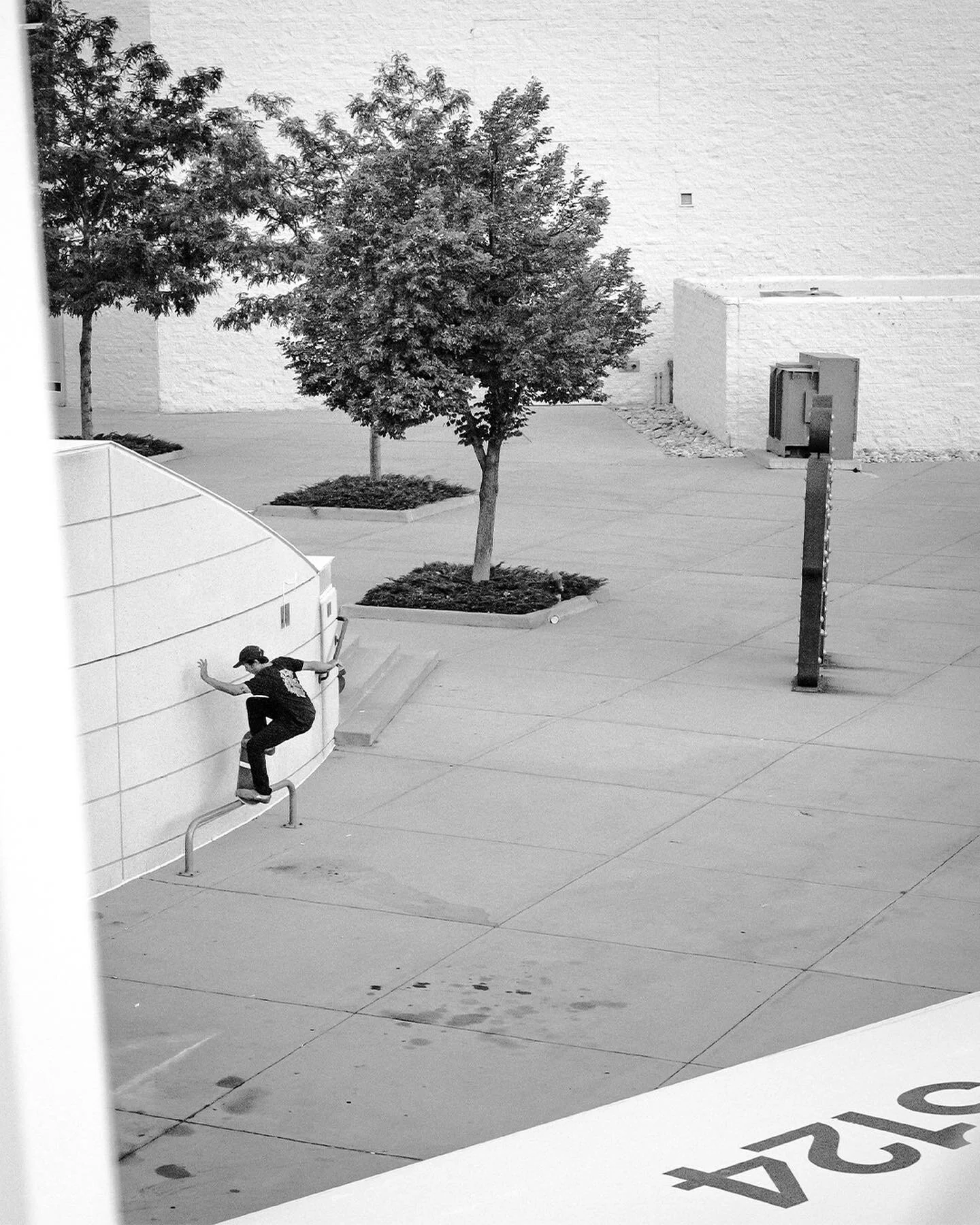 5BFD5A49-DF74-4AF5-867C-8A38E63EA004