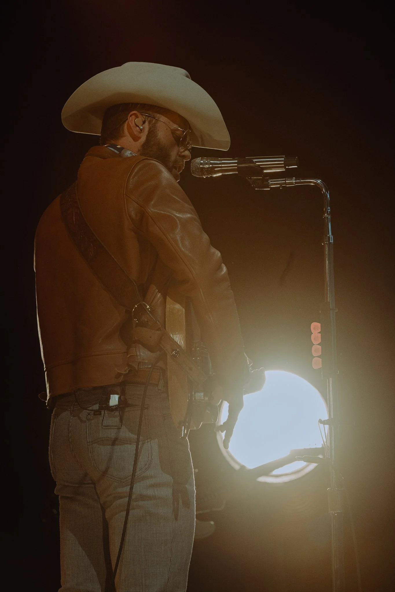 BP-090725_Charley Crockett_008.jpg
