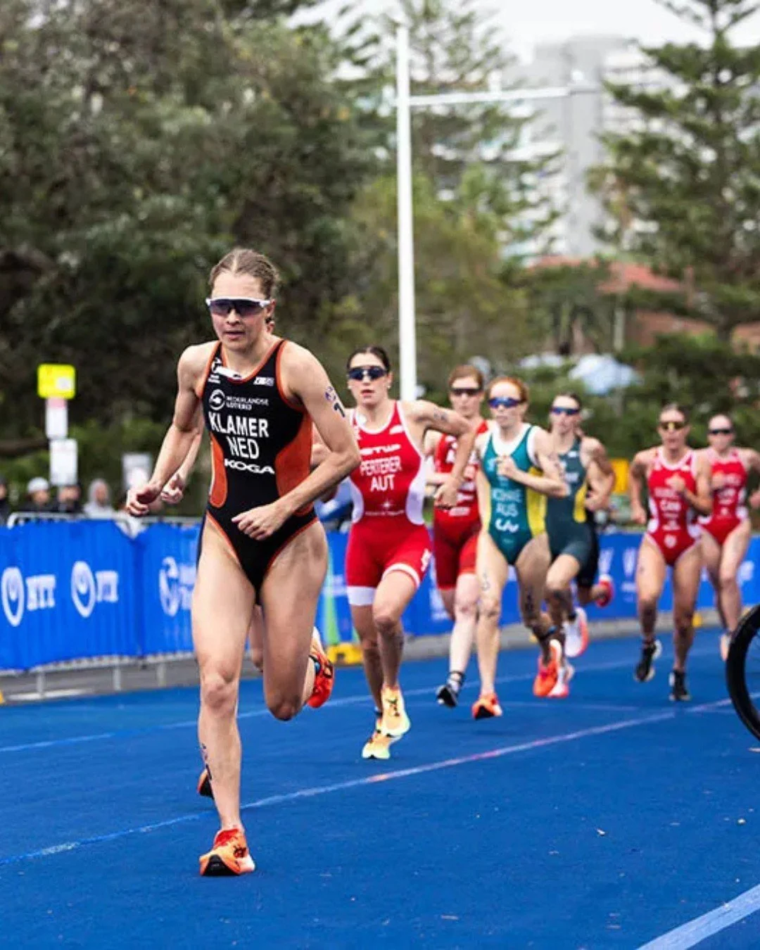 The 2025 World Triathlon Championships are landing in Wollongong this November — bringing international athletes, big energy, and a massive crowd to the coast 🏊‍♂️🚴‍♀️🏃‍♂️
If you're racing, supporting, or just soaking up the atm