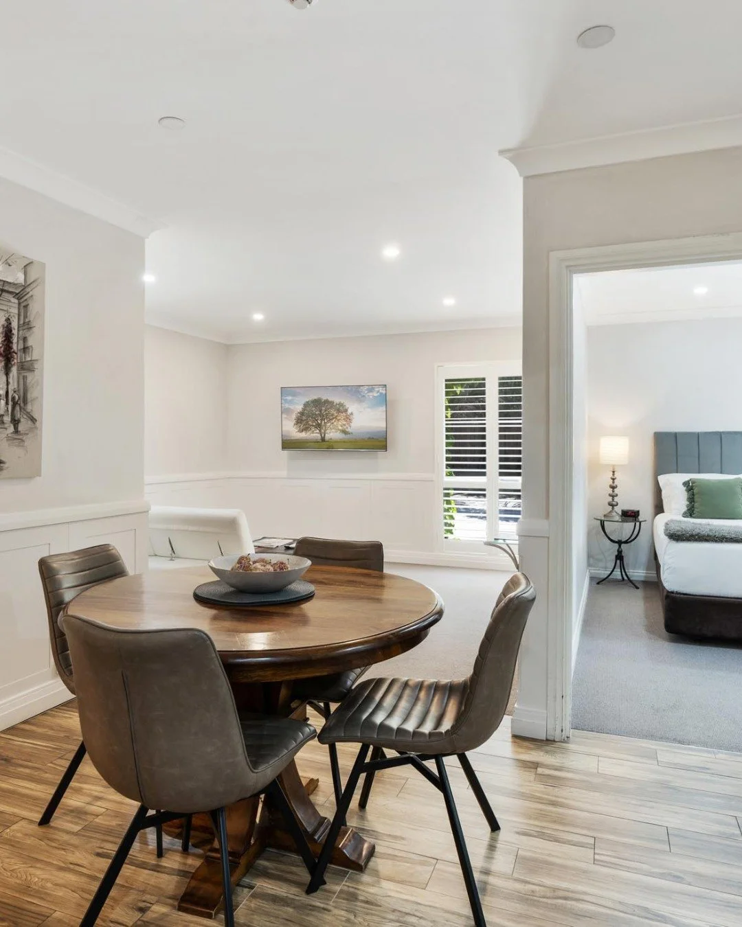 Work meets luxury 🤝🏽 
Located on the ground floor for easy access, our One Bedroom Suite with private study is designed for both comfort and productivity - featuring a separate office with printer, monitor, and wireless accessories, plus a fully eq